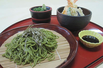 【茶そばとミニ天丼】